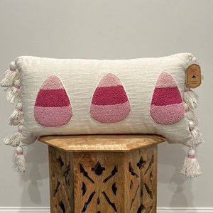 TIK TOK VIRAL HALLOWEEN PINK CANDY CORN PILLOW!